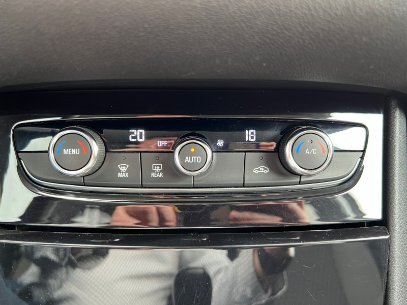 Photo 15 de l'offre de OPEL GRANDLAND X 1.6 D 120CH ECOTEC INNOVATION à 12900€ chez Automobiles 25