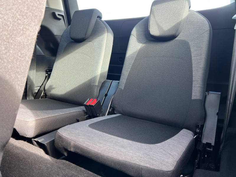 Photo 6 de l'offre de CITROEN GRAND C4 PICASSO BLUEHDI 120CH FEEL S&S à 12900€ chez Automobiles 25