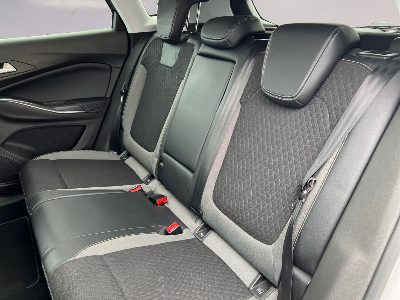 Photo 5 de l'offre de OPEL GRANDLAND X 1.6 D 120CH ECOTEC INNOVATION à 12900€ chez Automobiles 25
