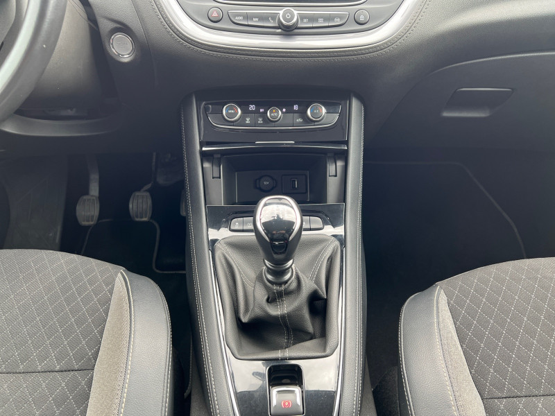 Photo 8 de l'offre de OPEL GRANDLAND X 1.6 D 120CH ECOTEC INNOVATION à 12900€ chez Automobiles 25