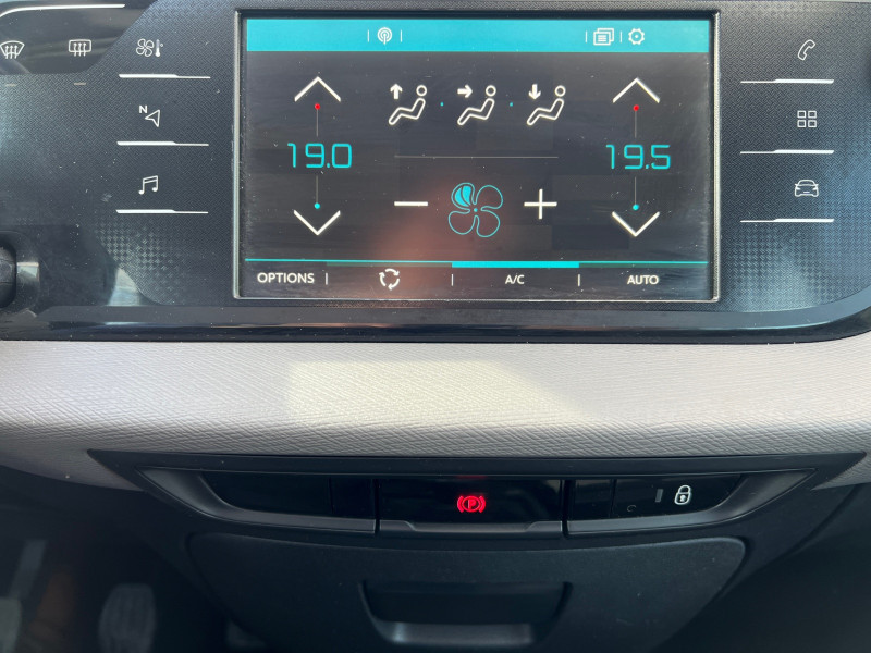Photo 13 de l'offre de CITROEN GRAND C4 PICASSO BLUEHDI 120CH FEEL S&S à 12900€ chez Automobiles 25