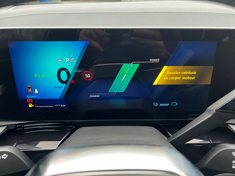 Photo 7 de l'offre de RENAULT AUSTRAL 1.2 E-TECH FULL HYBRID 200CH TECHNO - 23 - 24 % à 34995€ chez Automobiles 25