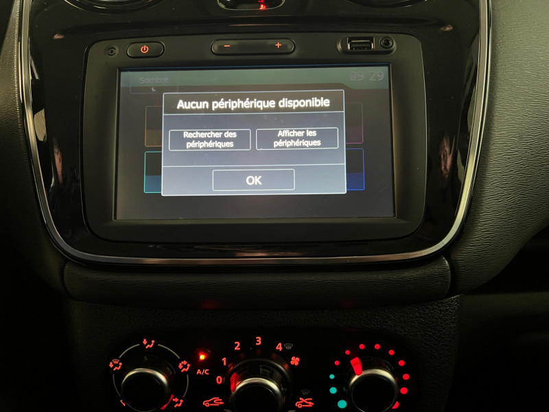 Photo 13 de l'offre de DACIA LODGY 1.5 BLUE DCI 115CH STEPWAY 7 PLACES à 12490€ chez Automobiles 25