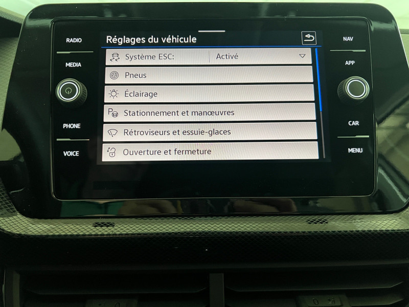 Photo 13 de l'offre de VOLKSWAGEN T-CROSS 1.0 TSI 116CH LIFE DSG7 - 24 % à 26999€ chez Automobiles 25