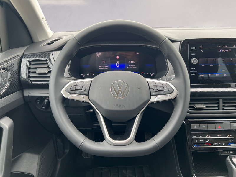 Photo 6 de l'offre de VOLKSWAGEN T-CROSS 1.0 TSI 116CH LIFE DSG7 - 25 % à 26999€ chez Automobiles 25