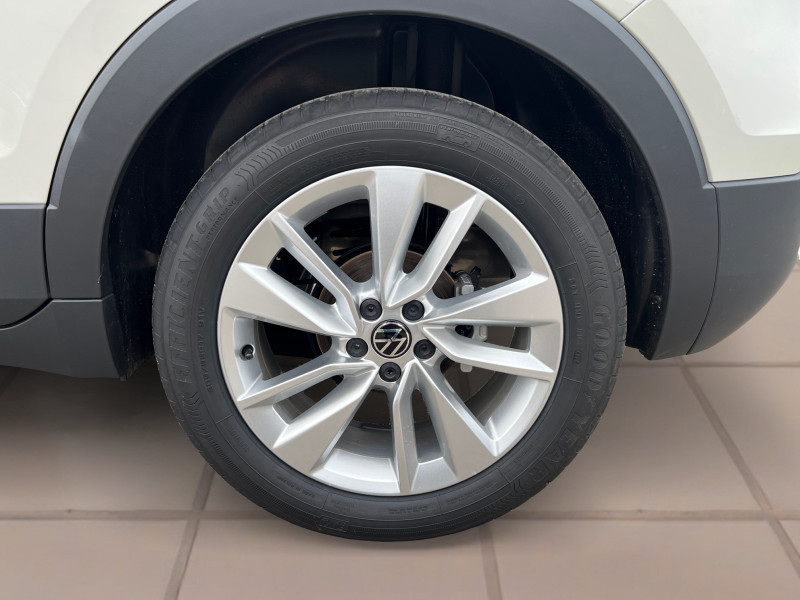 Photo 20 de l'offre de VOLKSWAGEN T-CROSS 1.0 TSI 116CH LIFE DSG7 - 24 % à 26999€ chez Automobiles 25