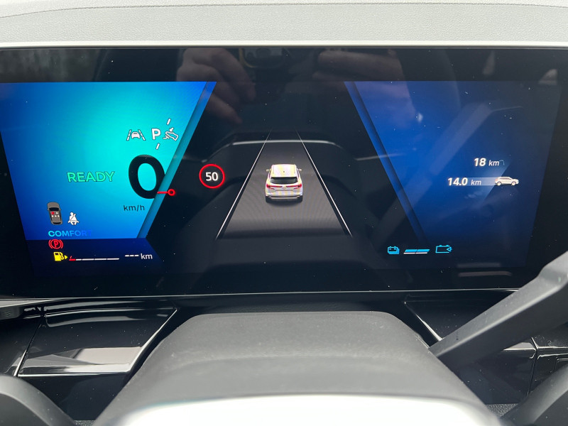 Photo 8 de l'offre de RENAULT AUSTRAL 1.2 E-TECH FULL HYBRID 200CH TECHNO - 23 - 24 % à 34995€ chez Automobiles 25