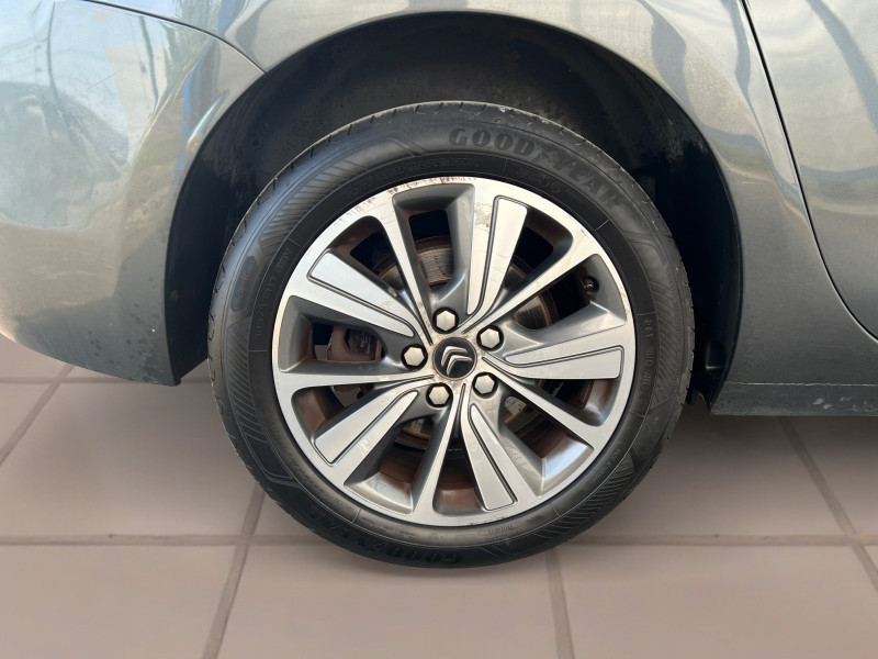 Photo 20 de l'offre de CITROEN GRAND C4 PICASSO BLUEHDI 150CH EXCLUSIVE S&S à 10990€ chez Automobiles 25