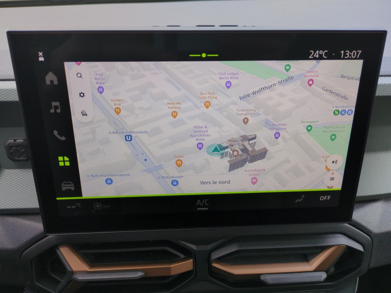 Photo 13 de l'offre de DACIA DUSTER 1.6 HYBRID 140CH EXTREME 4X2 - 4 % à 28999€ chez Automobiles 25
