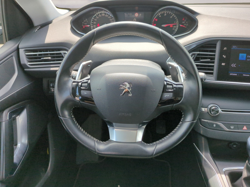 Photo 6 de l'offre de PEUGEOT 308 SW 1.5 BLUEHDI 130CH S&S ALLURE EAT6 à 12990€ chez Automobiles 25
