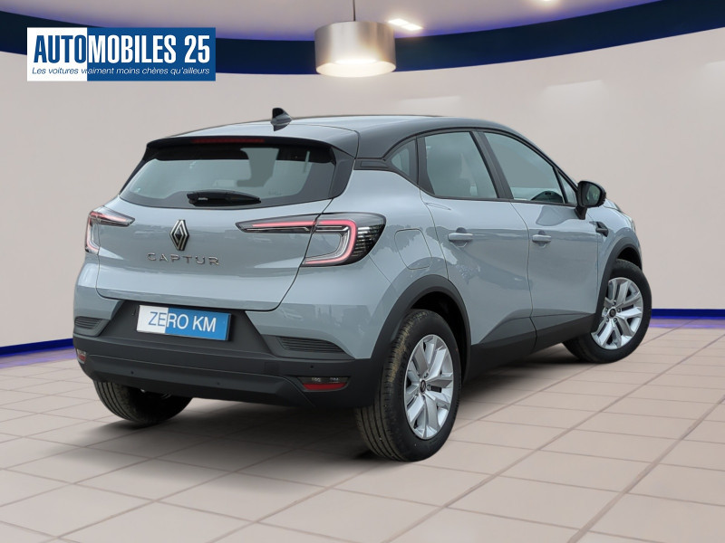 Photo 2 de l'offre de RENAULT CAPTUR II 1.0 TCE 90CH EVOLUTION - 28 % à 20299€ chez Automobiles 25