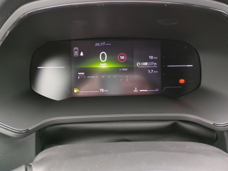 Photo 7 de l'offre de RENAULT CAPTUR II 1.0 TCE 90CH EVOLUTION - 28 % à 20299€ chez Automobiles 25