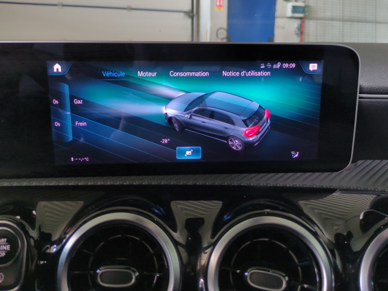 Photo 14 de l'offre de MERCEDES-BENZ CLASSE A 180 D 116CH BUSINESS LINE 7G-DCT à 17990€ chez Automobiles 25