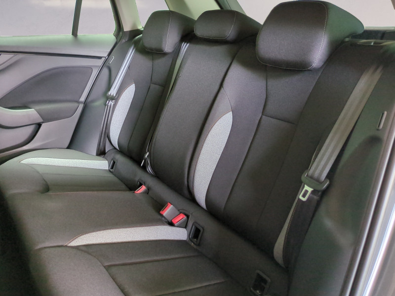Photo 5 de l'offre de SKODA KAMIQ 1.0 TSI EVO 2 116CH SELECTION DSG7 - 21 % à 24999€ chez Automobiles 25