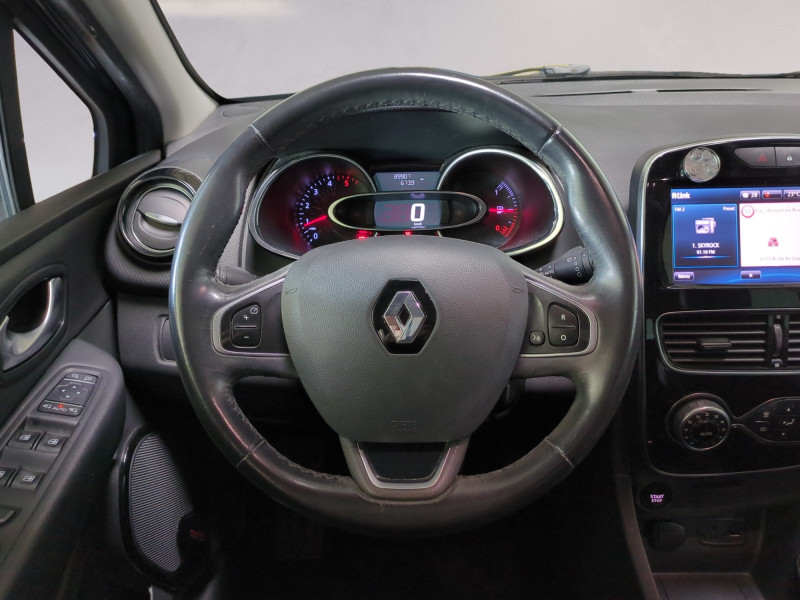 Photo 6 de l'offre de RENAULT CLIO IV 1.5 DCI 90CH ENERGY INTENS 5P à 10900€ chez Automobiles 25