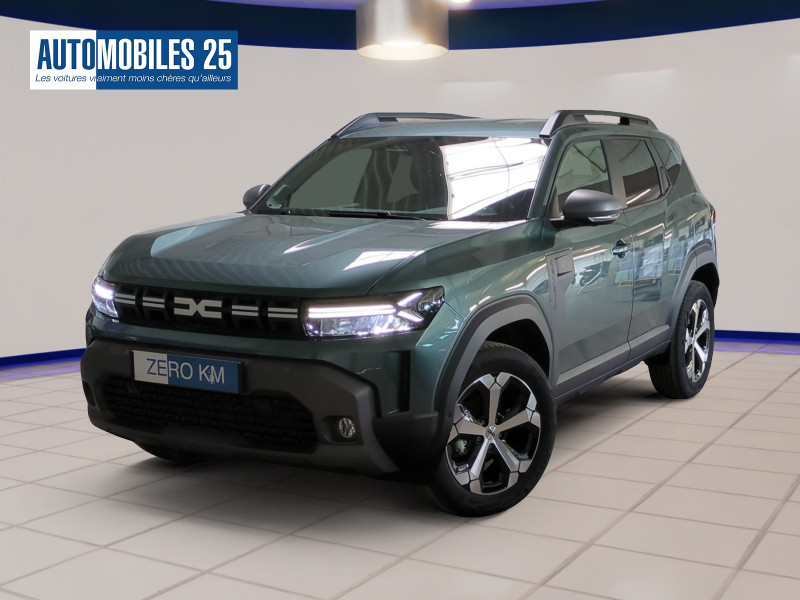Photo Dacia DUSTER 1.2 TCE MILD HYBRID 130CH JOURNEY -12% Hybride VERT CEDRE en vente chez Automobiles 25 Dacia DUSTER 1.2 TCE MILD HYBRID 130CH JOURNEY -12% Hybride VERT CEDRE Neuf à vendre