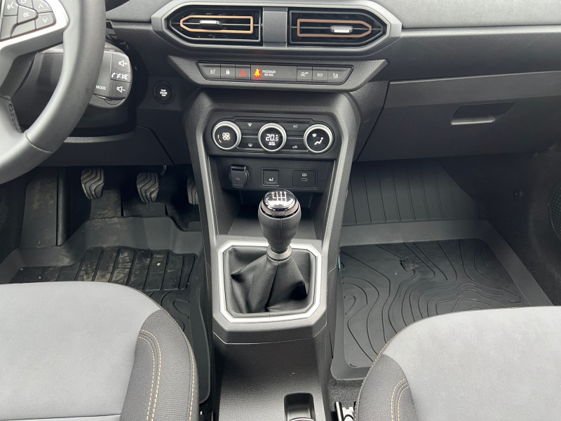 Photo 9 de l'offre de DACIA JOGGER 1.0 ECO-G 100CH EXTREME+ 7 PLACES -24 - 8 % à 22499€ chez Automobiles 25