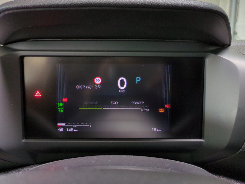 Photo 7 de l'offre de CITROEN C4 1.2 HYBRIDE 136CH S&S MAX AUTOMATIQUE - 26 % à 24799€ chez Automobiles 25