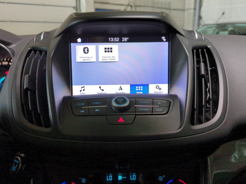Photo 12 de l'offre de FORD KUGA 1.5 TDCI 120CH STOP&START TITANIUM 4X2 EURO6.2 à 13590€ chez Automobiles 25