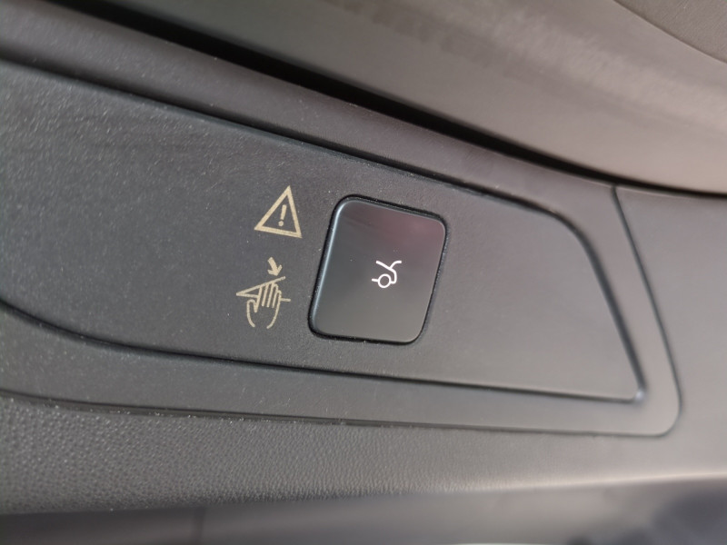 Photo 19 de l'offre de CITROEN C4 PICASSO BLUEHDI 150CH EXCLUSIVE S&S à 11990€ chez Automobiles 25