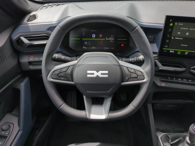Photo 6 de l'offre de DACIA DUSTER 1.2 TCE MILD HYBRID 130CH JOURNEY à 25999€ chez Automobiles 25