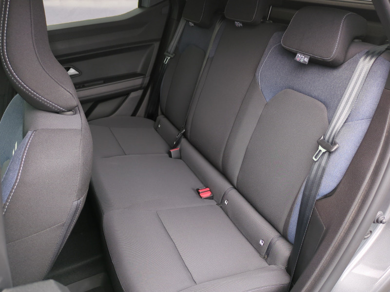 Photo 5 de l'offre de DACIA DUSTER 1.2 TCE MILD HYBRID 130CH JOURNEY à 25999€ chez Automobiles 25
