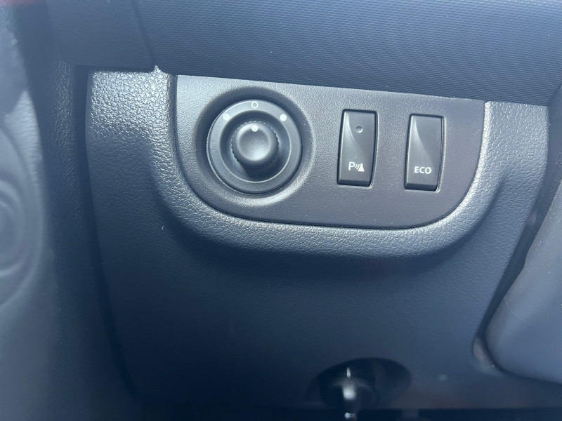 Photo 17 de l'offre de DACIA SANDERO 0.9 TCE 90CH STEPWAY à 9900€ chez Automobiles 25