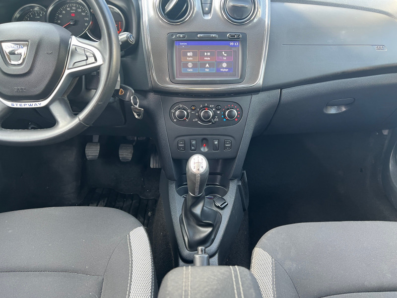 Photo 8 de l'offre de DACIA SANDERO 0.9 TCE 90CH STEPWAY à 9900€ chez Automobiles 25