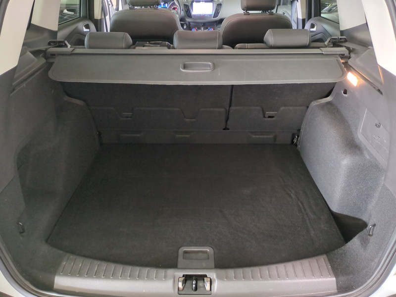 Photo 15 de l'offre de FORD KUGA 2.0 TDCI 150CH STOP&START TITANIUM 4X2 à 14990€ chez Automobiles 25