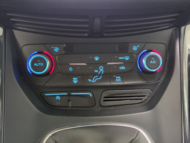 Photo 17 de l'offre de FORD KUGA 2.0 TDCI 150CH STOP&START TITANIUM 4X2 à 14990€ chez Automobiles 25