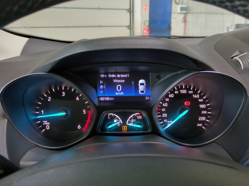 Photo 7 de l'offre de FORD KUGA 2.0 TDCI 150CH STOP&START TITANIUM 4X2 à 14990€ chez Automobiles 25