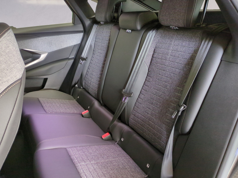 Photo 5 de l'offre de PEUGEOT 3008 1.2 HYBRID 145CH ALLURE E-DCS6 - 25 % à 32999€ chez Automobiles 25