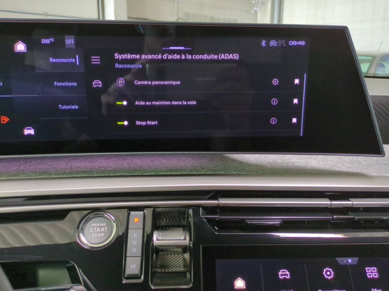 Photo 14 de l'offre de PEUGEOT 3008 1.2 HYBRID 145CH ALLURE E-DCS6 - 25 % à 32999€ chez Automobiles 25