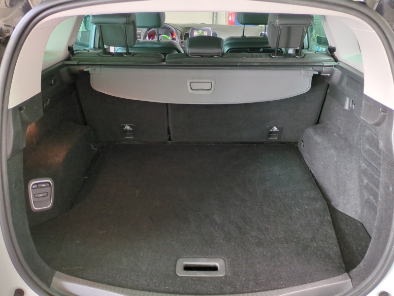 Photo 19 de l'offre de RENAULT GRAND SCENIC IV 1.5 DCI 110CH ENERGY INTENS EDC à 16490€ chez Automobiles 25