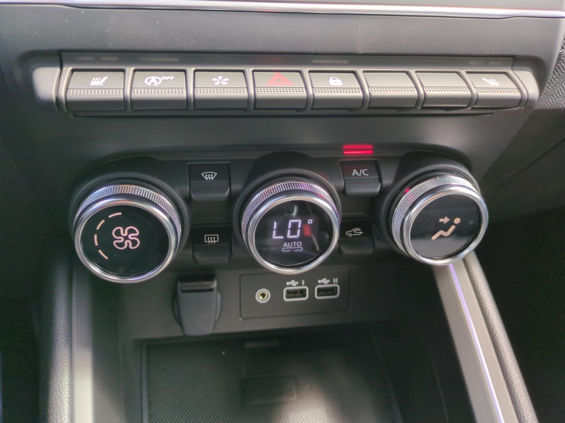 Photo 15 de l'offre de RENAULT CLIO V 1.0 TCE 90CH TECHNO - 25 - 18 % à 19499€ chez Automobiles 25