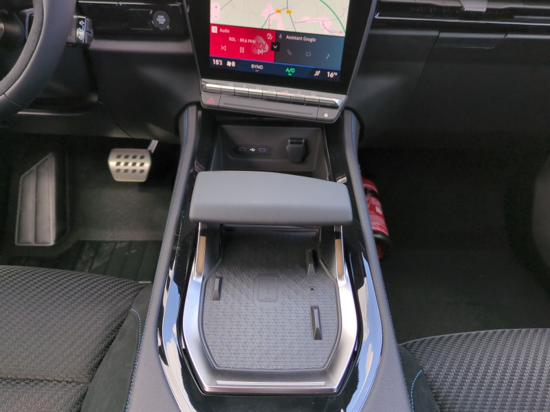 Photo 10 de l'offre de RENAULT AUSTRAL 1.2 E-TECH FULL HYBRID 200CH TECHNO ESPRIT ALPINE - 24 - 21 % à 38595€ chez Automobiles 25