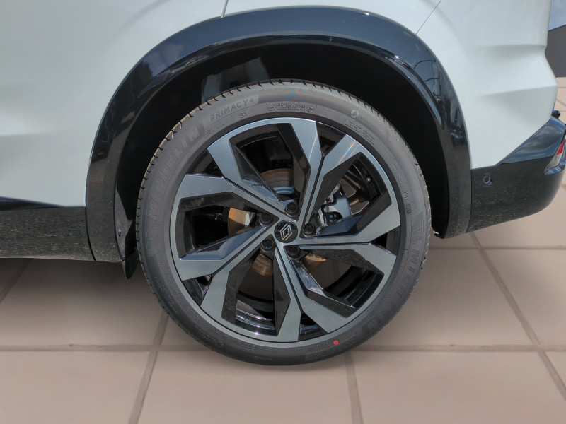Photo 20 de l'offre de RENAULT AUSTRAL 1.2 E-TECH FULL HYBRID 200CH TECHNO ESPRIT ALPINE - 24 - 21 % à 38595€ chez Automobiles 25