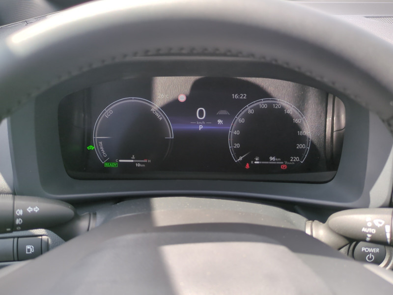 Photo 7 de l'offre de TOYOTA C-HR 1.8 140CH DESIGN MY25 - 21 % à 29499€ chez Automobiles 25