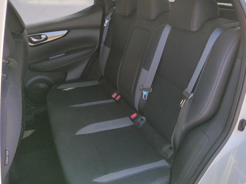 Photo 5 de l'offre de NISSAN QASHQAI 1.5 DCI 115CH ACENTA EURO6D-T à 14990€ chez Automobiles 25