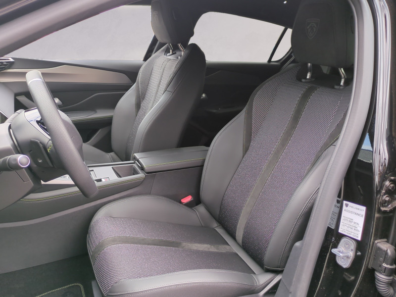 Photo 4 de l'offre de PEUGEOT 308 1.5 BLUEHDI 130CH S&S GT EAT8 à 28999€ chez Automobiles 25