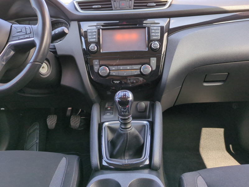 Photo 8 de l'offre de NISSAN QASHQAI 1.5 DCI 115CH ACENTA EURO6D-T à 14990€ chez Automobiles 25
