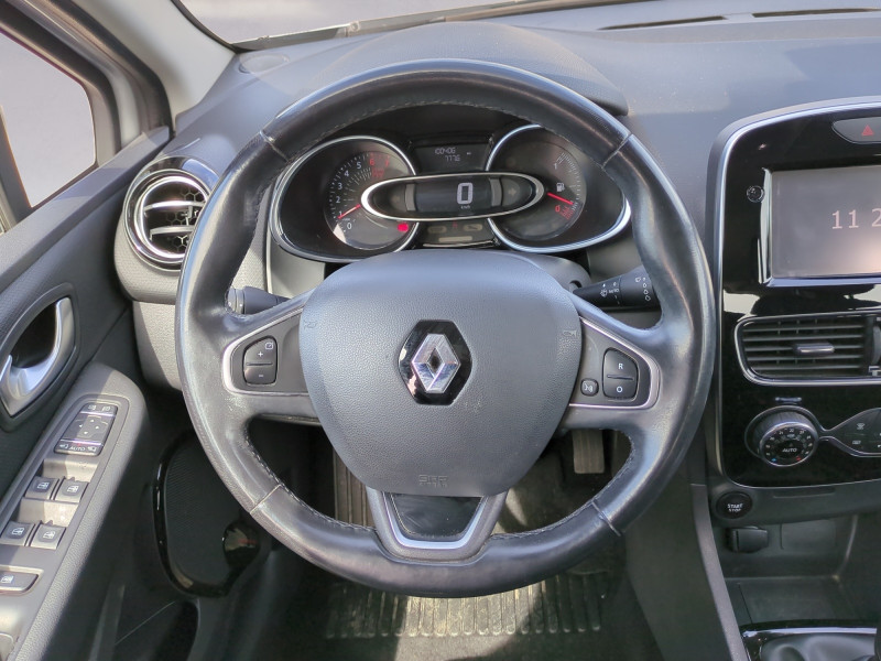 Photo 6 de l'offre de RENAULT CLIO IV 0.9 TCE 90CH ENERGY INTENS 5P EURO6C à 9900€ chez Automobiles 25