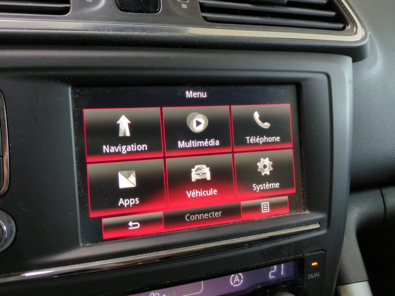 Photo 8 de l'offre de RENAULT KADJAR 1.6 TCE 165CH ENERGY BLACK EDITION à 12490€ chez Automobiles 25