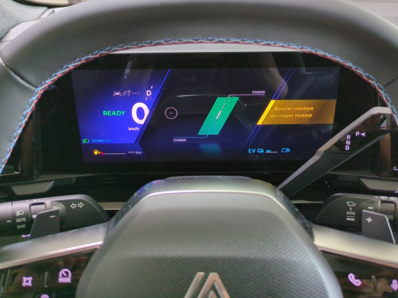 Photo 8 de l'offre de RENAULT AUSTRAL 1.2 E-TECH FULL HYBRID 200CH TECHNO ESPRIT ALPINE - 24 à 38595€ chez Automobiles 25