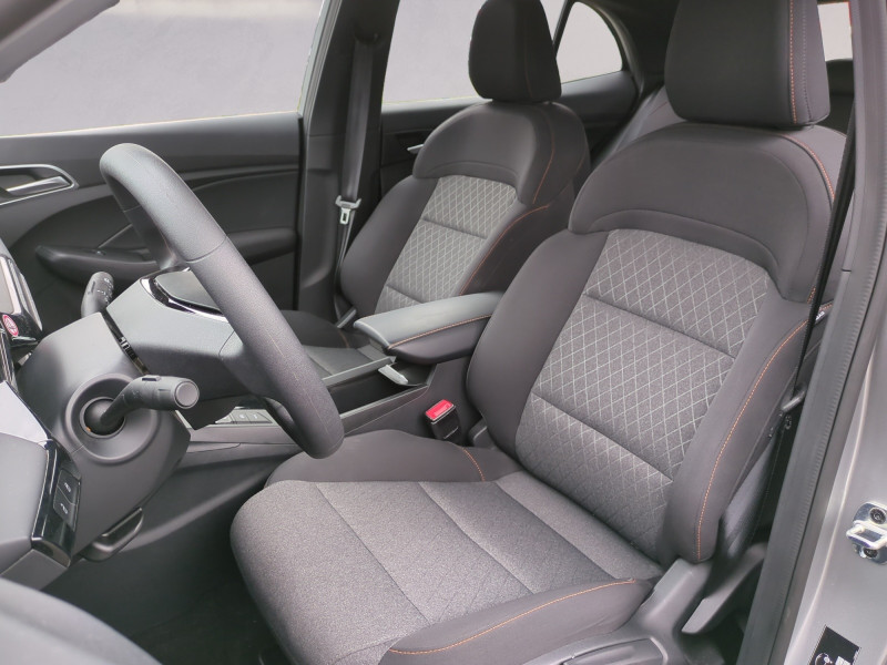 Photo 3 de l'offre de MG MOTOR MG3 HYBRID+ 195CH COMFORT à 17998€ chez Automobiles 25