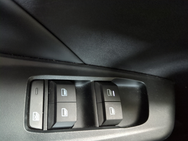 Photo 17 de l'offre de MG MOTOR MG3 HYBRID+ 195CH COMFORT à 17998€ chez Automobiles 25