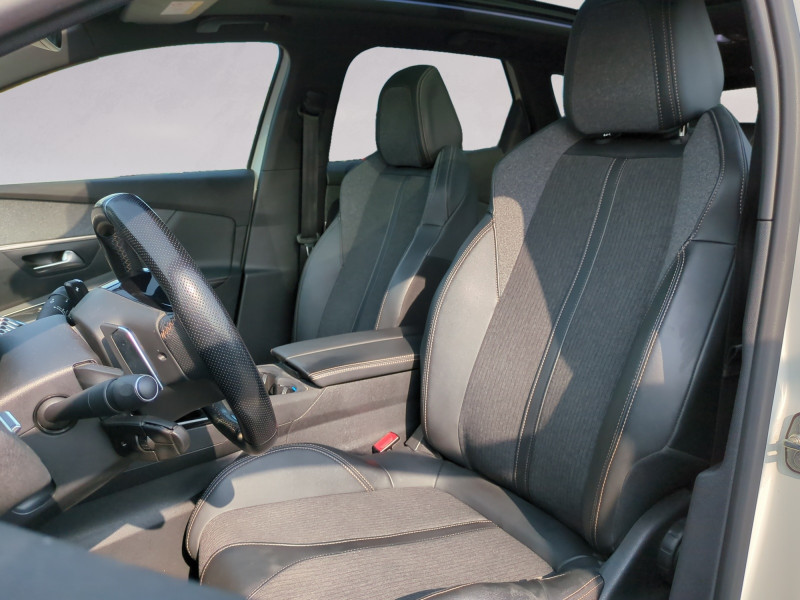 Photo 3 de l'offre de PEUGEOT 3008 1.6 PURETECH 180CH S&S GT LINE EAT8 à 15990€ chez Automobiles 25