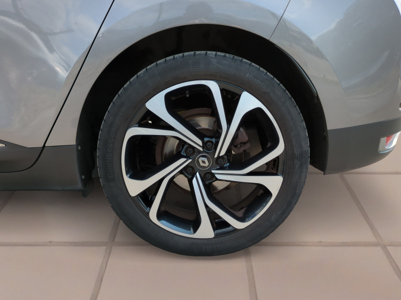 Photo 20 de l'offre de RENAULT GRAND SCENIC IV 1.6 DCI 130CH ENERGY INTENS à 12990€ chez Automobiles 25