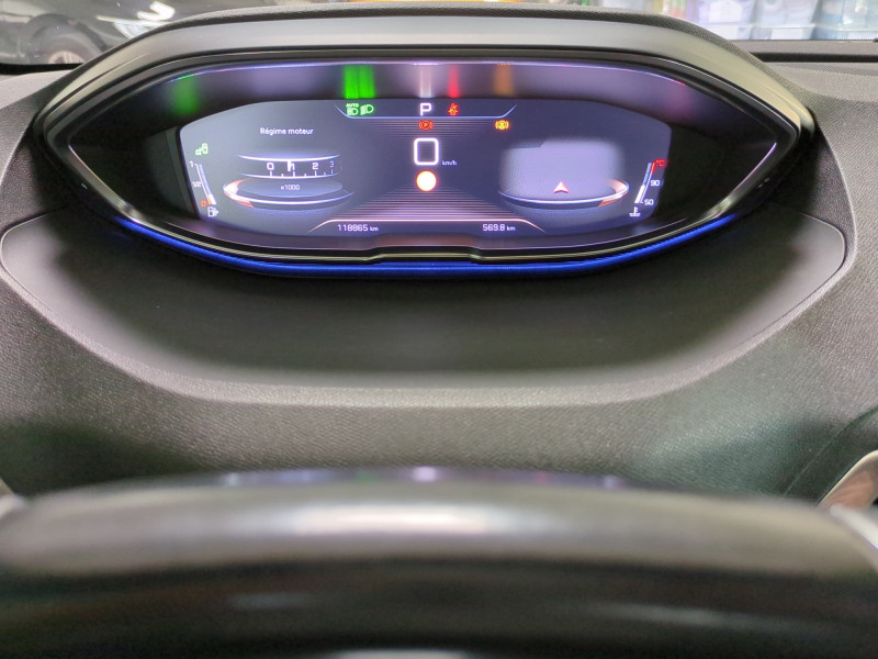 Photo 8 de l'offre de PEUGEOT 3008 1.6 PURETECH 180CH S&S GT LINE EAT8 à 15990€ chez Automobiles 25