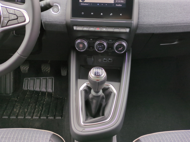 Photo 5 de l'offre de RENAULT CLIO V 1.0 ECO-G 100CH TECHNO - 25 - 19 % à 18699€ chez Automobiles 25